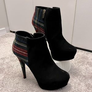 Plaid High Heeled Booties
